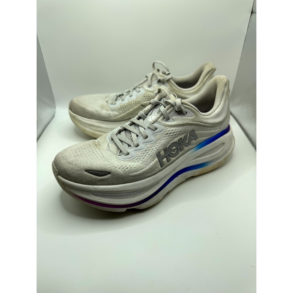 Hoka One One Bondi 9 1162012-CYWH Womens 9 B‎ Sneaker Cosmic Gray White Running